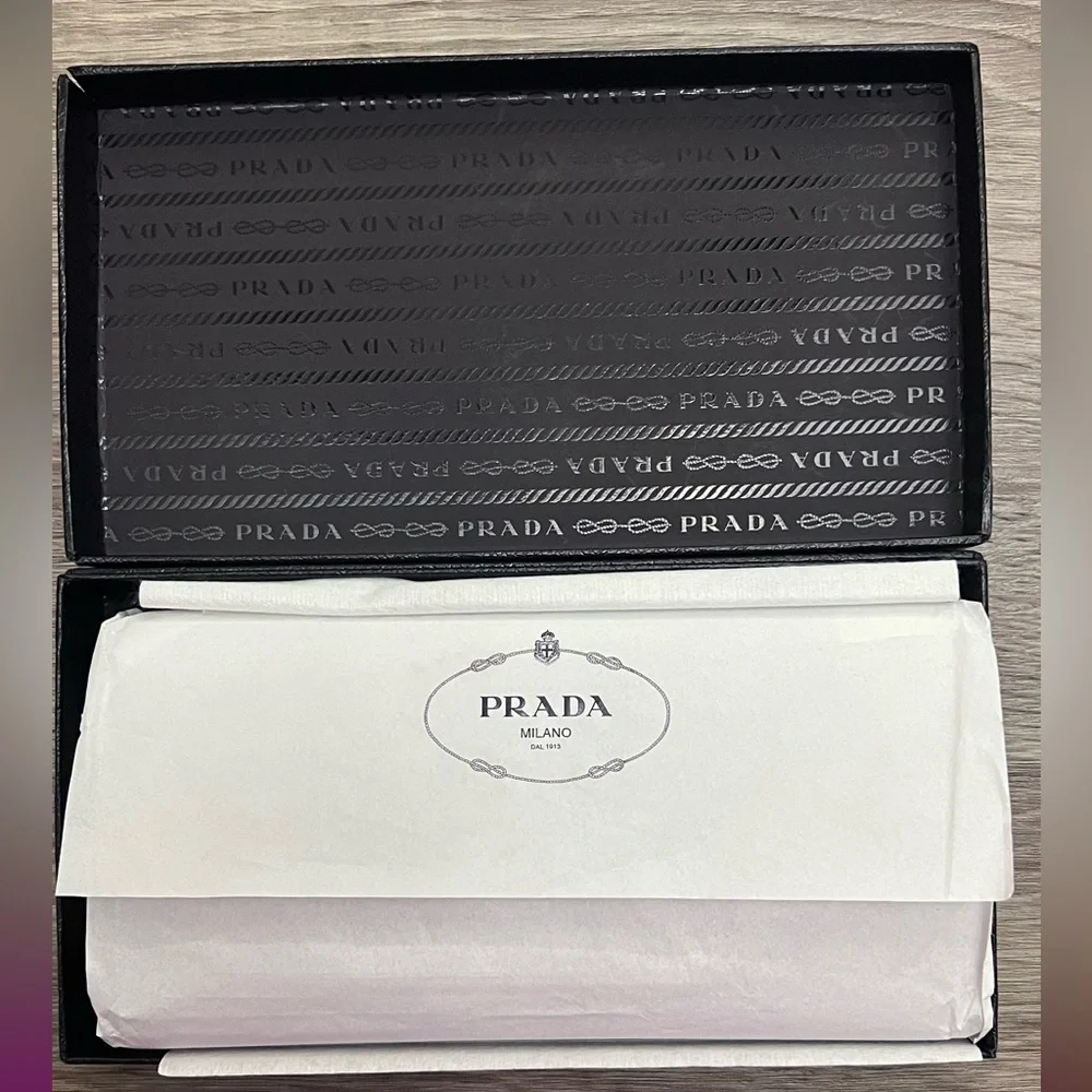 Auth PRADA Bundle Long Wallet Saffiano Shine Fuoco Red Leather, Box & Card - Picture 4 of 12
